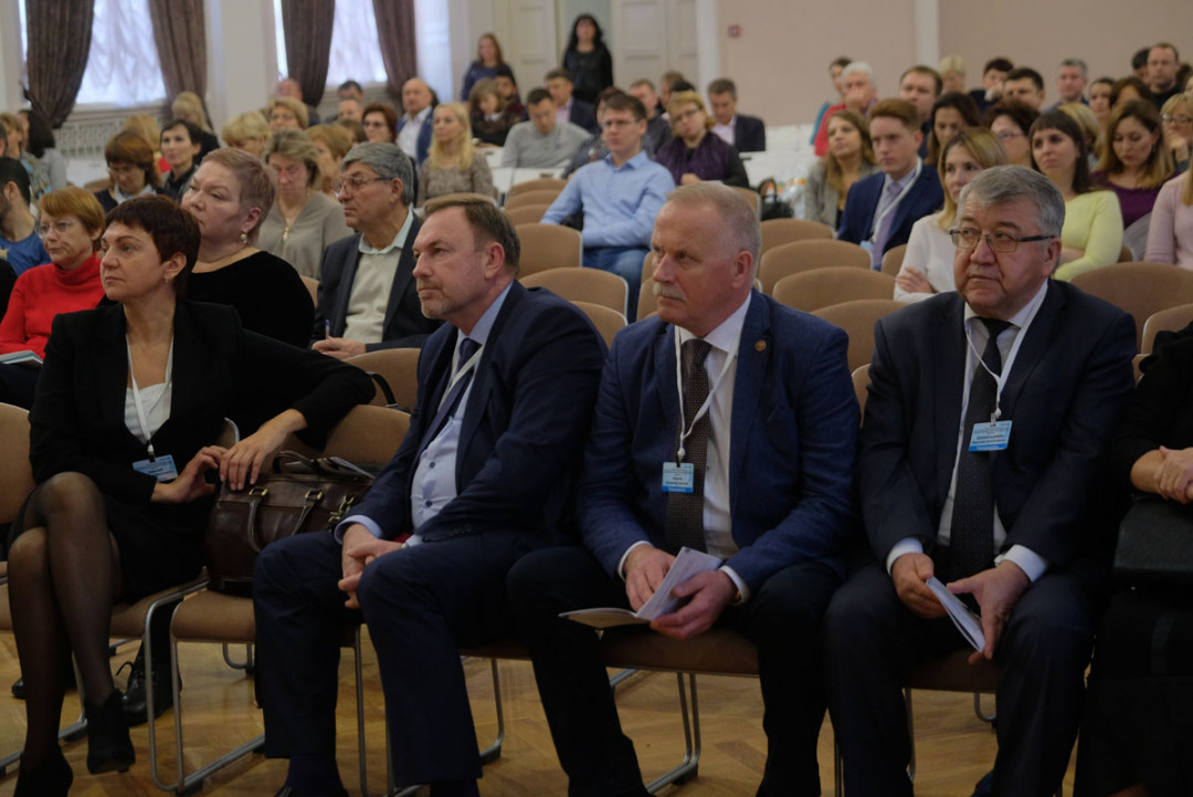 
                                                                             Медзнания.ОТОРИНОЛАРИНГОЛОГИЯ 2018. Всероссийская научно-практическая конференция оториноларингологов, сомнологов, сурдологов и педиатров
                                                                              