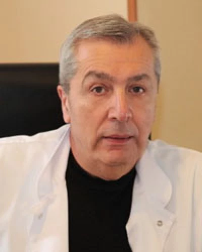 Доктор: Мамиконян Вардан Рафаелович