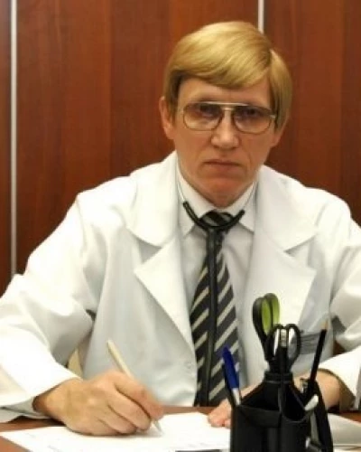Доктор: Буторов Василий Николаевич